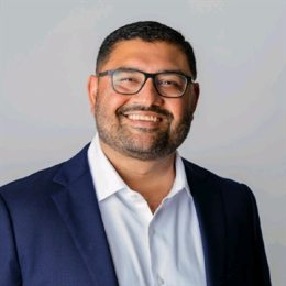 寒武纪股价紧逼茅台！最小差距只有105元